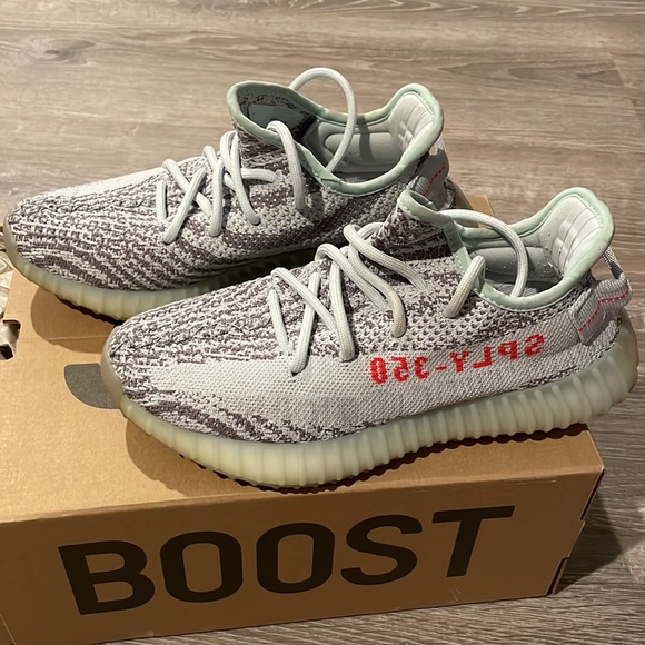 Yeezy Boost 350 Blue Tint mens size 5.5 fits womens size 7 - Picture 4 of 5
